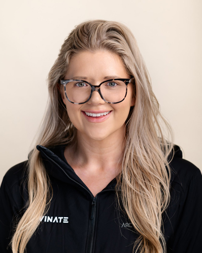 Bio-team-Leura Headshot of Leura Morahan